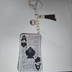 DIVAS LiMiTED Black and White Beaded Card Holder